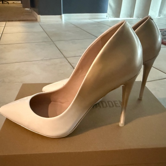 Aldo gold and white ombré heels - Picture 1 of 5